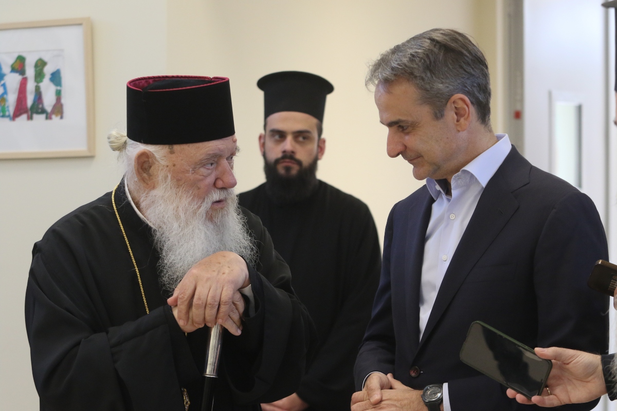 Στις 12 η συνάντηση Μητσοτάκη-Ιερώνυμου στο Μέγαρο Μαξίμου