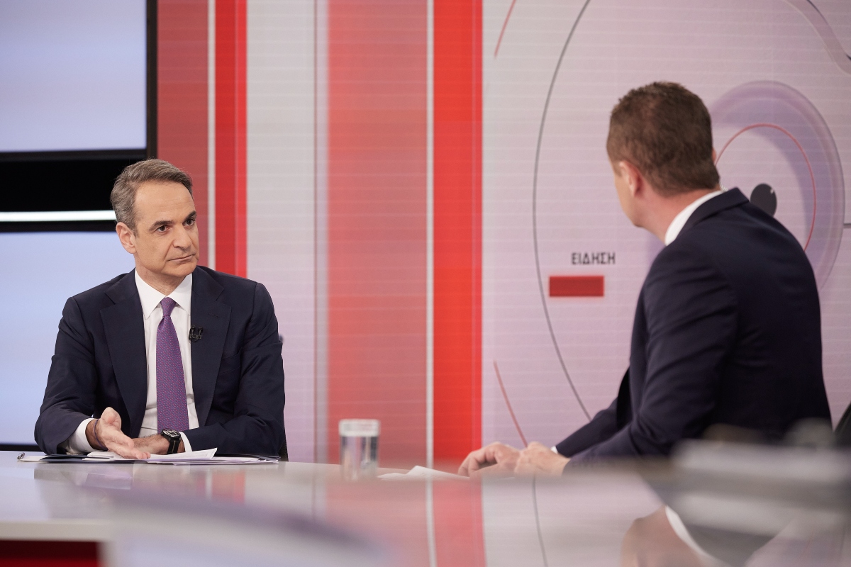 Τα “mea culpa” του Κ. Μητσοτάκη για την τραγωδία των Τεμπών