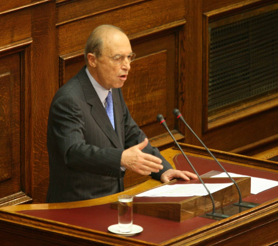 Κ. Σημίτης: Πετυχαίνοντας την (αδιανόητη) ένταξη μας στο ευρώ