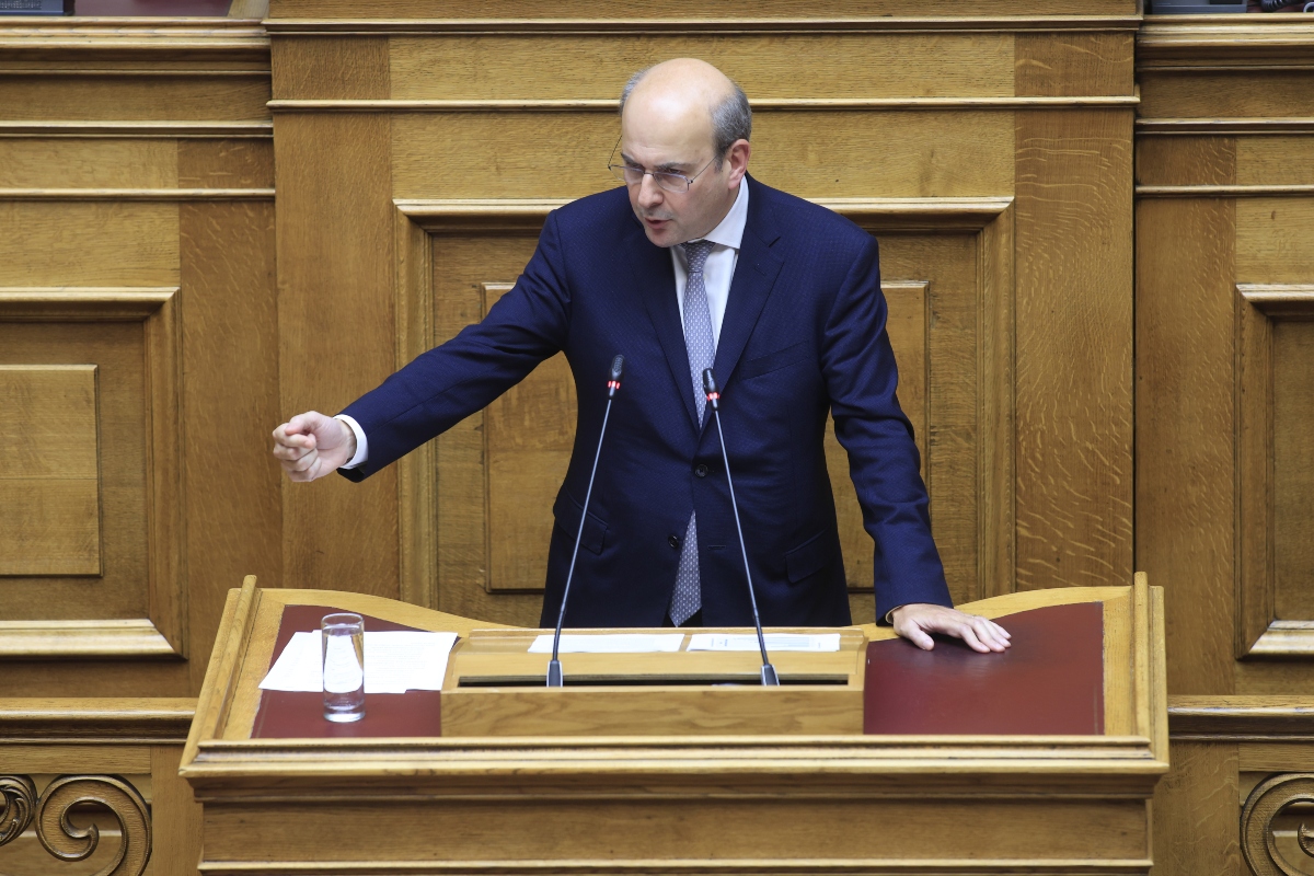 Χατζηδάκης: Η Ελληνική Δημοκρατία πρέπει να δώσει την κάθαρση για τα Τέμπη