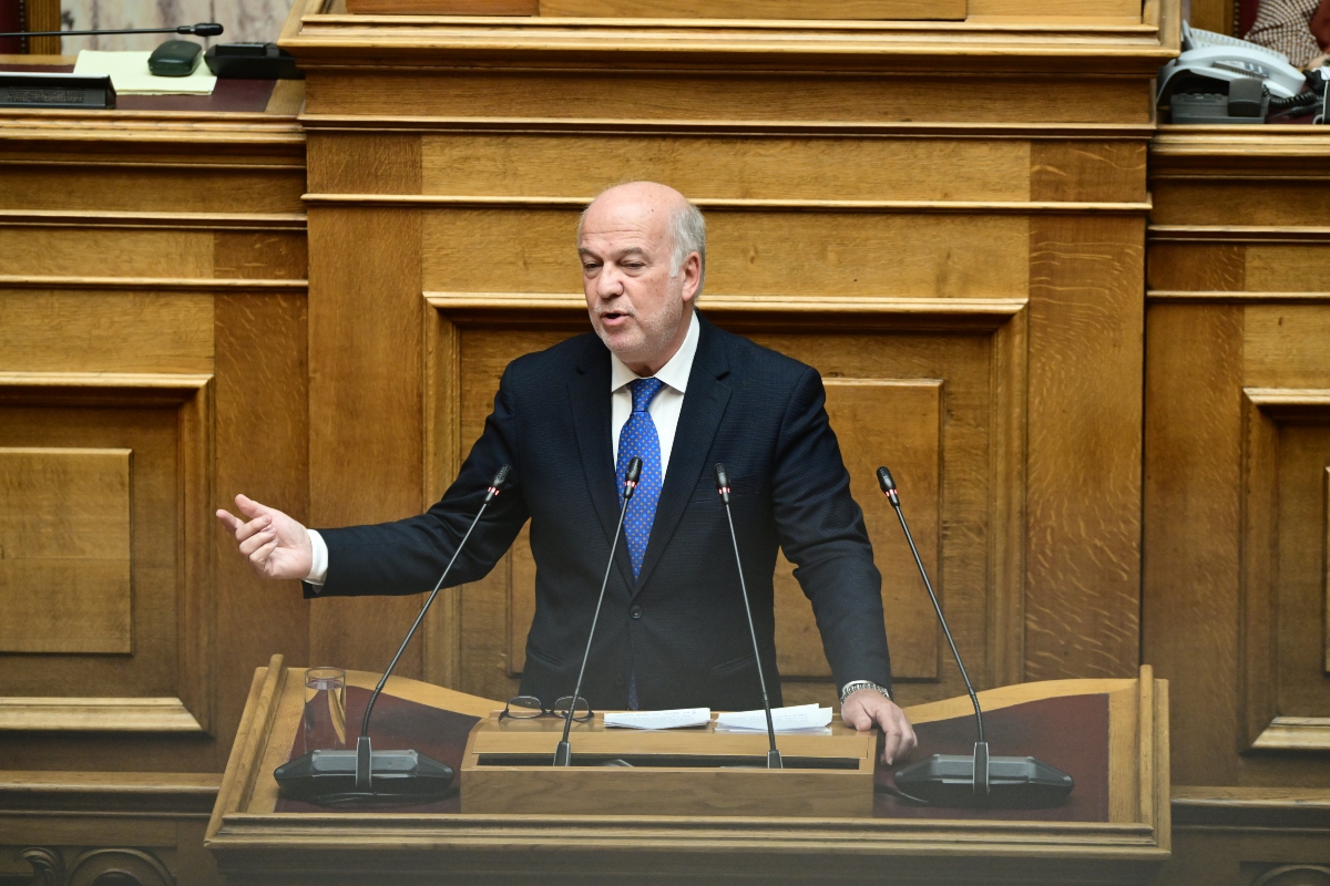 Φλωρίδης για Τέμπη: Τον Φεβρουάριο η έκθεση του ΕΜΠ για τα αίτια φονικής έκρηξης