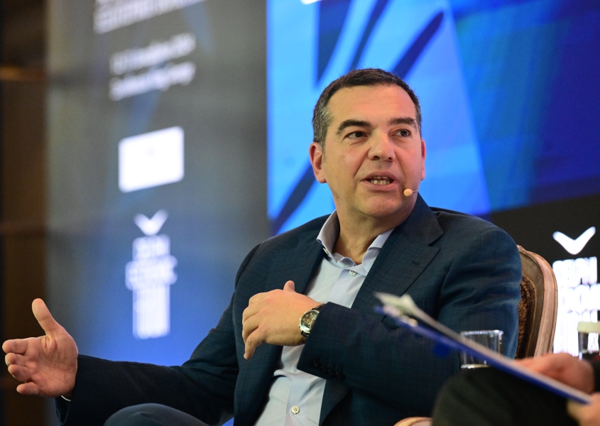 Τσίπρας στη Liberation: Η επίδραση των αυταρχικών καθεστώτων θα είναι καταστροφική για την Ευρώπη