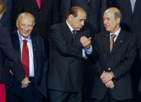 Κώστας Σημίτης: Τι γράφουν τα μεγάλα διεθνή ΜΜΕ για τον θάνατό του [vid]