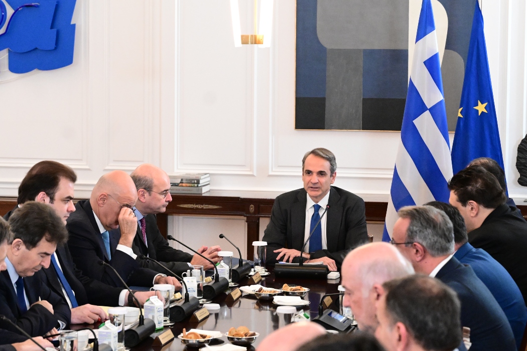 Μητσοτάκης στο Υπουργικό:Η Ελλάδα χώρα σταθερότητας σε ασταθή κόσμο-Η κυβερνητική πλειοψηφία εμπνέει σιγουριά