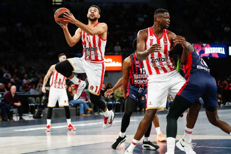 Μπασκόνια – Ολυμπιακός: Τεράστιο διπλό των ερυθρολεύκων [101-102]