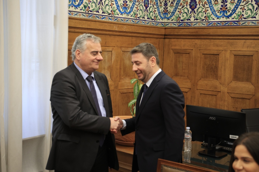ΠΑΣΟΚ: Τον Τάσο Γιαννίτση προτείνει ο Νίκος Ανδρουλάκης για Πρόεδρο της Δημοκρατίας