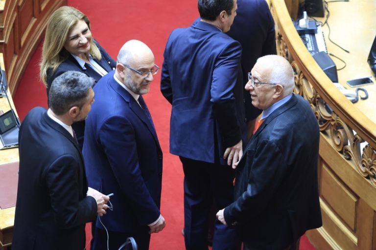 Νέος πρόεδρος της Βουλής με 247 ψήφους εκλέχτηκε ο Νικήτας Κακλαμάνης