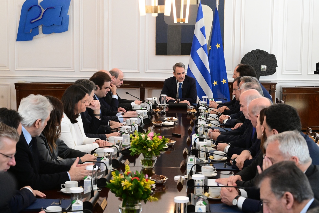 Μητσοτάκης στο υπουργικό για Τέμπη:Η δικη μας απάντηση θα δοθεί στο πεδίο-Η Δικαιοσύνη είναι αυτή που κρίνει
