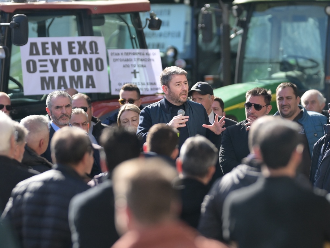 Ανδρουλάκης για Τέμπη: Δεν επιτρέπεται στους υπουργούς να παίζουν με τη νοημοσύνη των πολιτών
