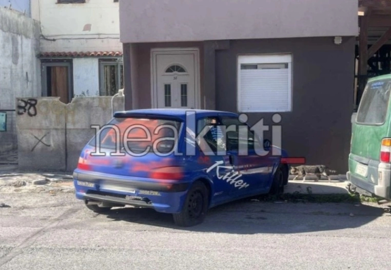 Φρίκη στο Ηράκλειο: Βανδάλισαν το αυτοκίνητο του 44χρονου που κατηγορείται για κακοποίηση 3χρονου