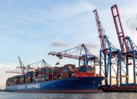 ΗΠΑ: H COSCO στη λίστα με τις εταιρείες που συνδέονται με τον κινεζικό στρατό