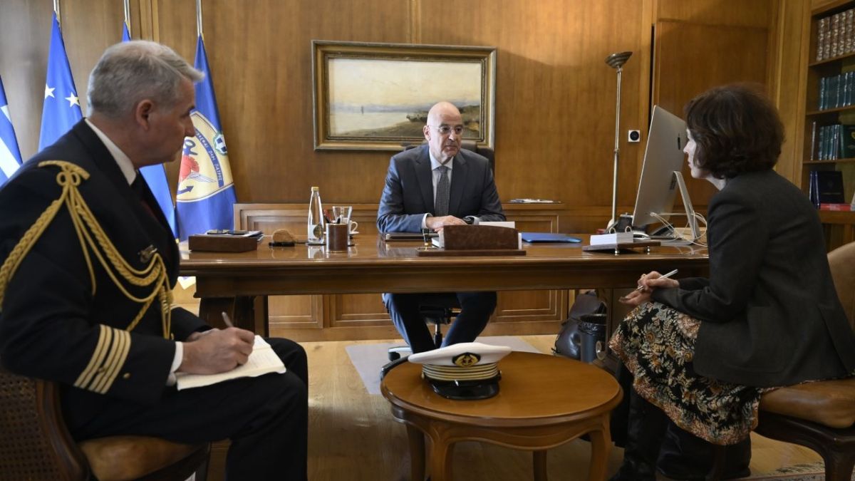 Δένδιας σε Γαλλίδα πρέσβη: Έντονη αντίθεση της Ελλάδας στην πώληση πυραύλων ΜΕΤΕΟR στην Τουρκία