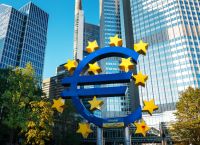 Η ΕΚΤ ετοιμάζει stress tests για τις τράπεζες αλλά και επιτόπιους ελέγχους Η ΕΚΤ ετοιμάζει stress tests για τις τράπεζες αλλά και επιτόπιους ελέγχους