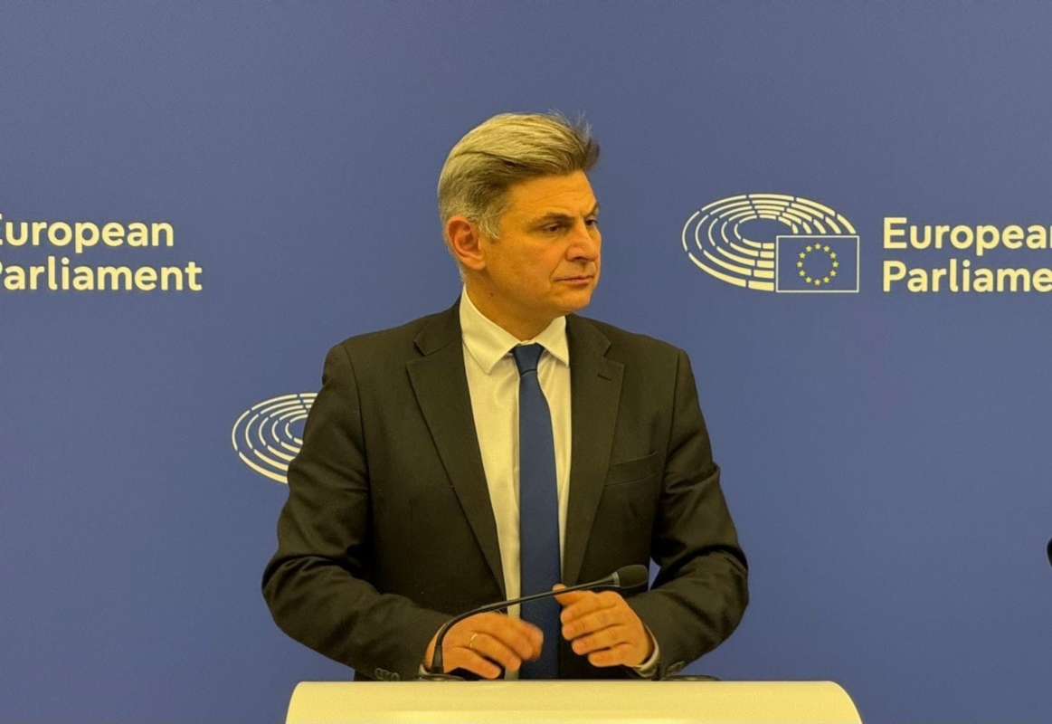 Ταμείο Ανάκαμψης: «Καμπανάκι» Φαραντούρη – Γερουλάνου για την απορρόφηση των πόρων
