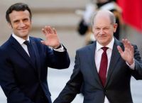 Οι Σολτς και Μακρόν θα συναντηθούν μετά την επιστροφή του Τραμπ στο Λευκό Οίκο