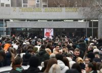 Οι μαθητές στη Σερβία μετέτρεψαν την τραγωδία σε εθνικό κίνημα για αλλαγή – Γιατί η Ευρώπη κοιτάει αλλού;