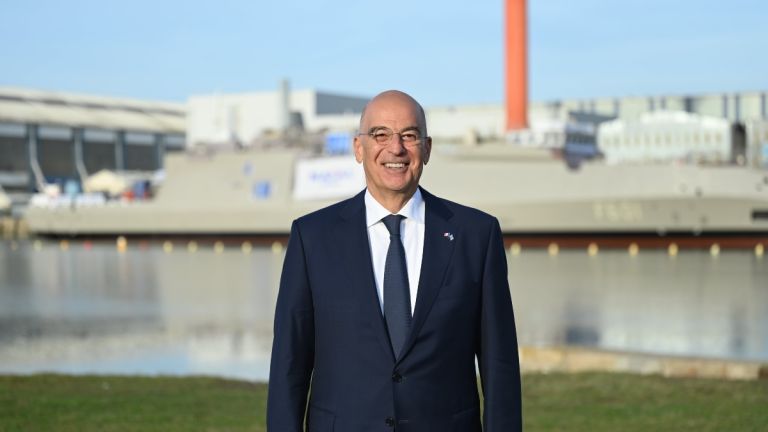Nikos Dendias calls for new emergency crises in the Armed Forces