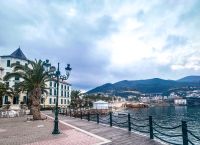 Σεισμός στην Εύβοια: Ανάστατοι οι κάτοικοι, προβληματισμένοι οι σεισμολόγοι για το ρήγμα στο Αλιβέρι