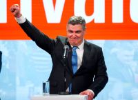 Ο Ζόραν Μιλάνοβιτς επανεκλέγεται πρόεδρος της Κροατίας με ποσοστό 74,5%