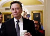 Μασκ για έκρηξη Tesla έξω από το ξενοδοχείο Τραμπ: Ίσως είναι τρομοκρατικό χτύπημα