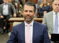 «Φωτιά» στη κόντρα Τραμπ – Γροιλανδίας βάζει η επίσκεψη του Ντόναλντ τζούνιορ στο Νουούκ