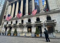 Wall Street: Ο S&P μια ανάσα από τις 6.000 μονάδες προεξοφλεί την ορκωμοσία Τραμπ Wall Street: Ο S&P μια ανάσα από τις 6.000 μονάδες προεξοφλεί την ορκωμοσία Τραμπ