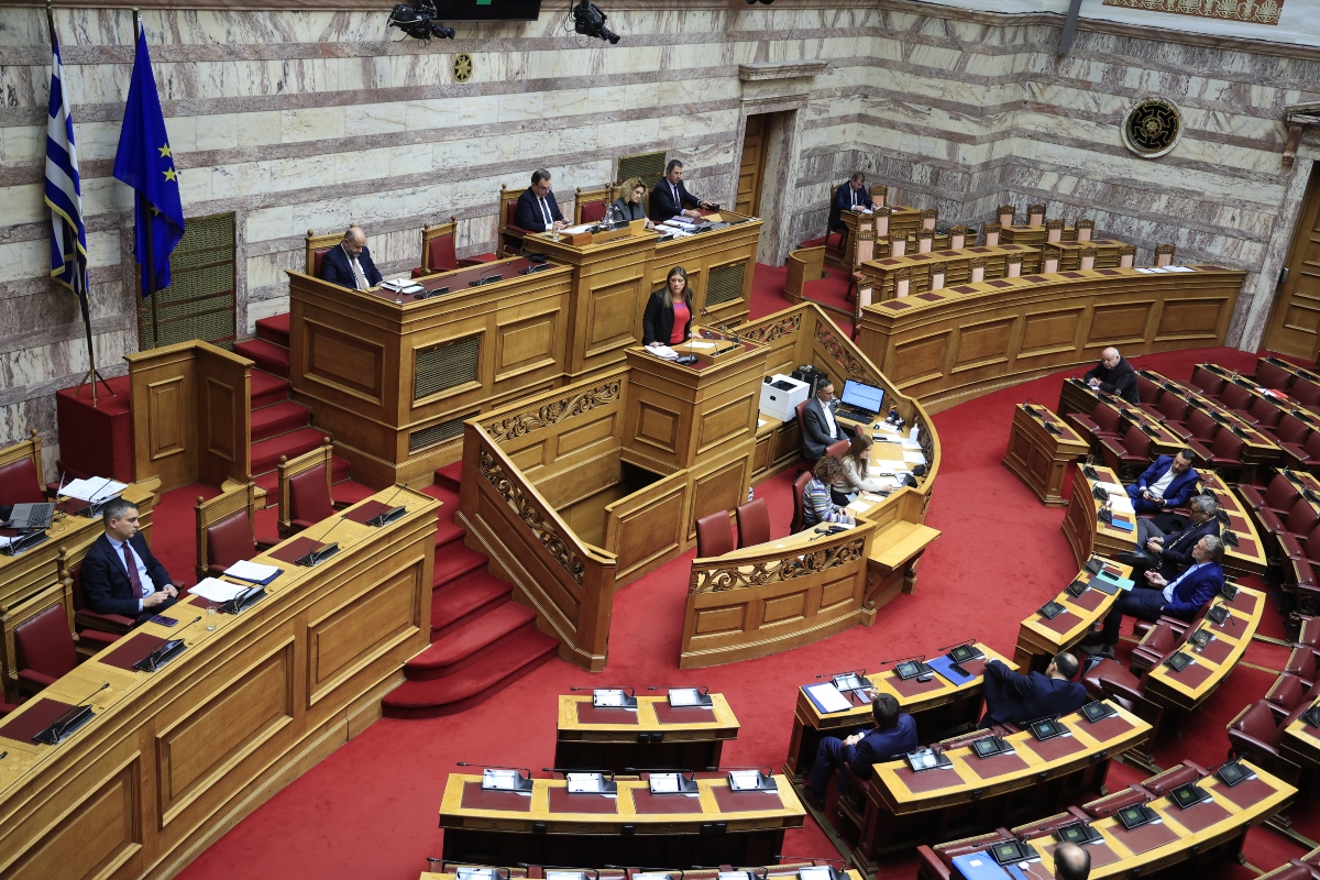 Η εκλογή Προέδρου Δημοκρατίας προκαλεί vertigo στην Αριστερά