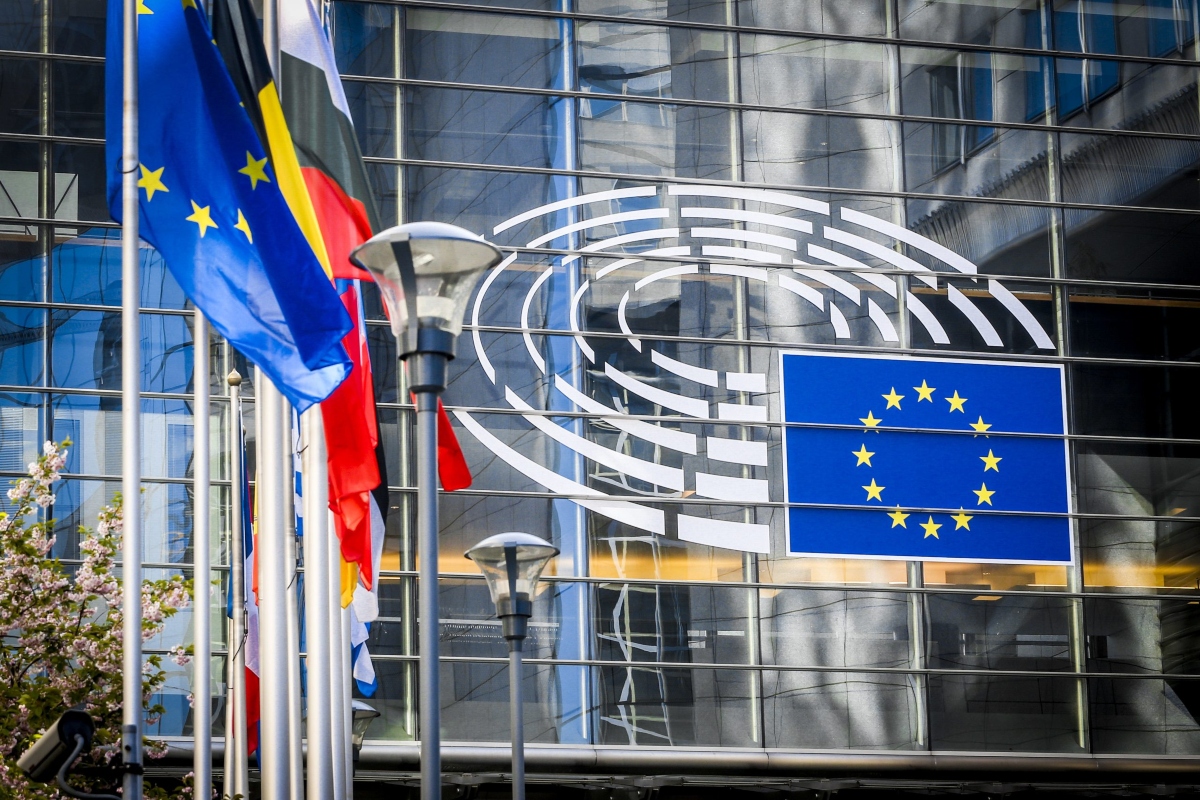 ΕΕ: 1 δισ. ευρώ από το ETS το 2025 για χρηματοδότηση έργων γρήγορων περικοπών βιομηχανικών εκπομπών