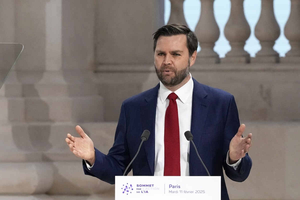 Τζέι Ντι Βανς: Ανοιχτό αφήνει το ενδεχόμενο κυρώσεων και στρατιωτικής δράσης κατά της Ρωσίας