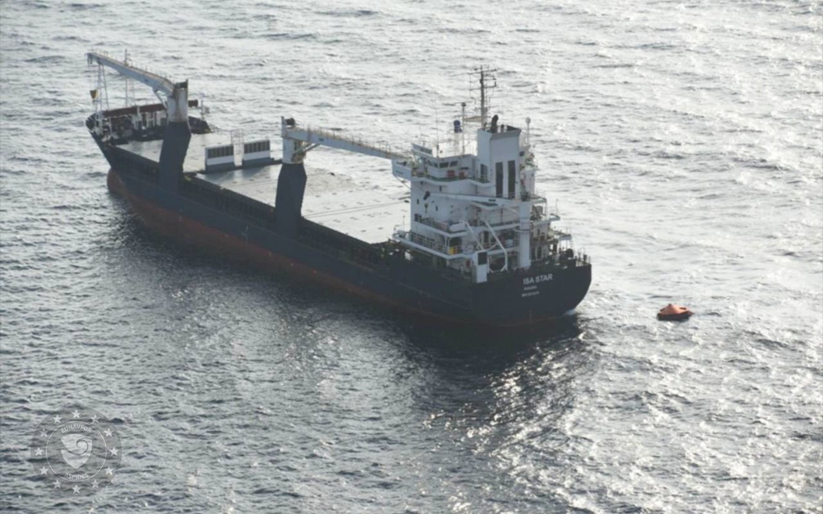 IMB: Μάστιγα για τη ναυτιλία η πειρατεία παρά την μικρή μείωση της το 2024