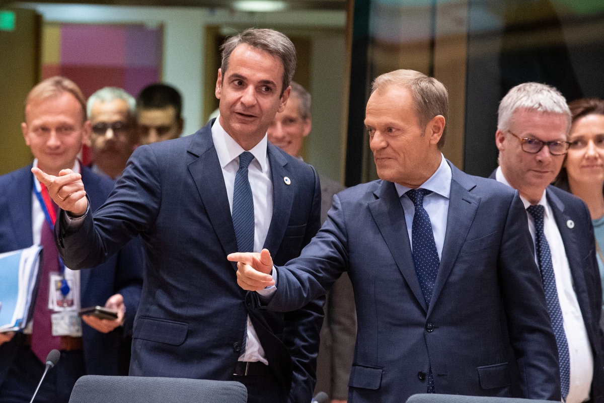 Ελληνοπολωνική συμμαχία στην Άμυνα: Επί τάπητος στη Σύνοδο Κορυφής η πρόταση Τουσκ – Μητσοτάκη