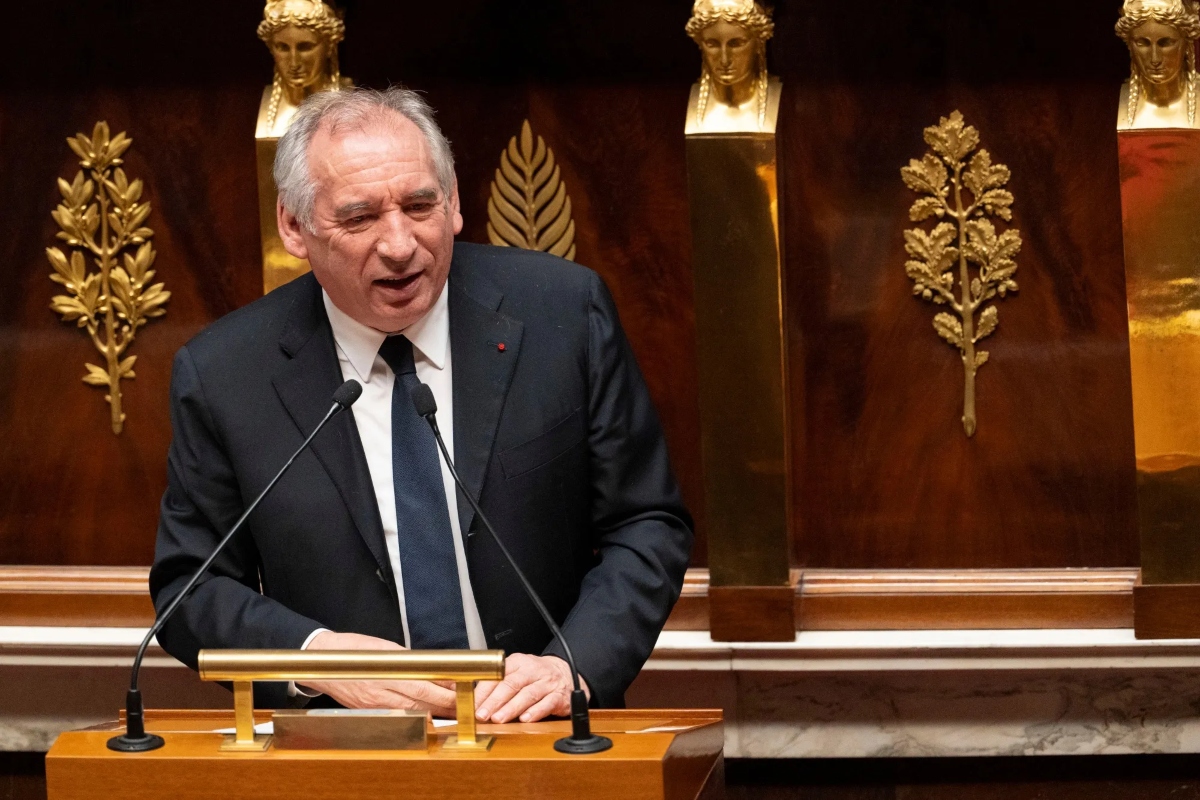 Ο Μπαϊρού αντιμέτωπος με νέα πρόταση μομφής στη σκιά σκανδάλου σεξουαλικής κακοποίησης