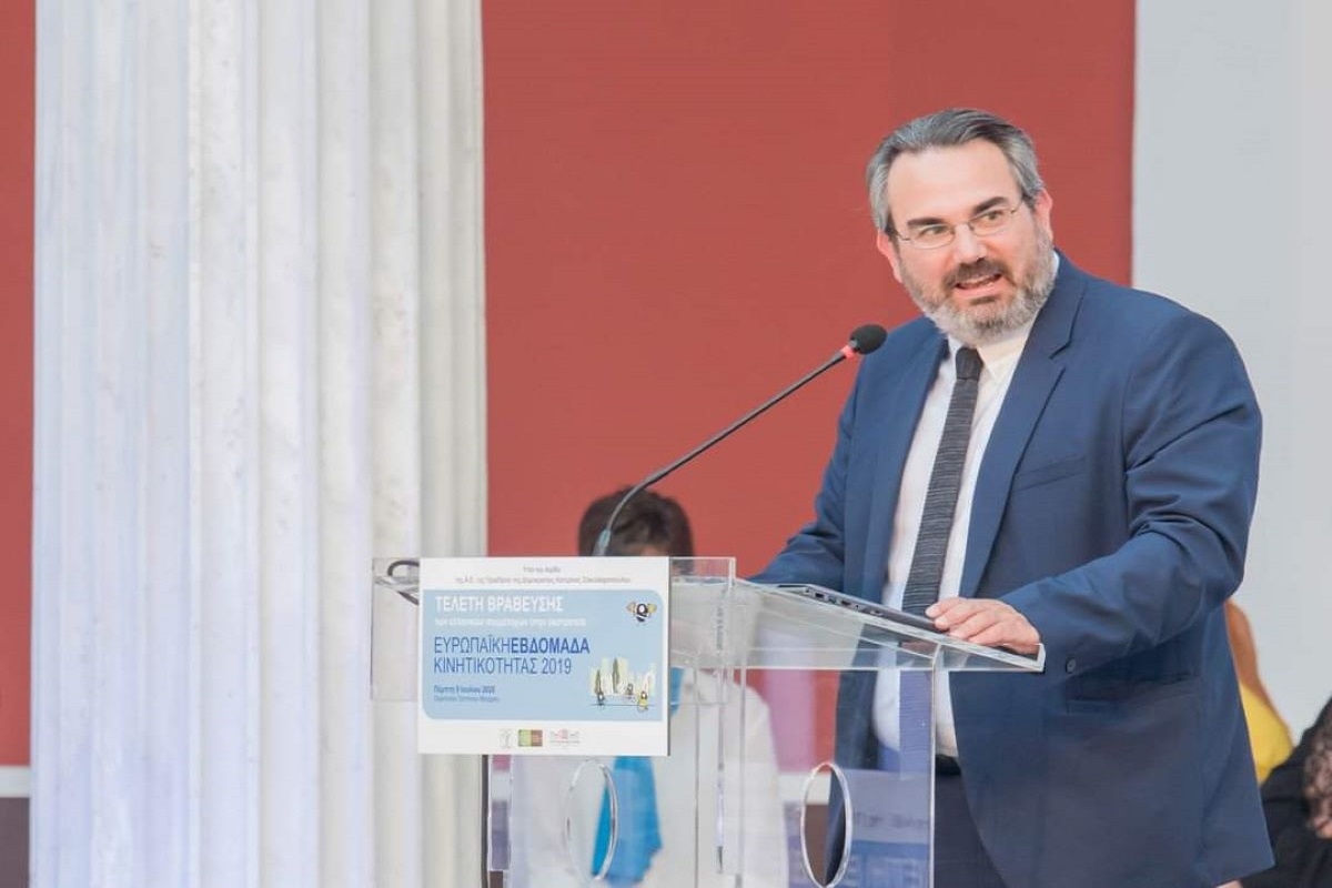 Θ. Μπακογιάννης για Σαρακήνικο Μήλου: Οι Δήμοι μπορούν να ζητούν από το ΥΠΕΝ αναστολή οικοδομικών εργασιών