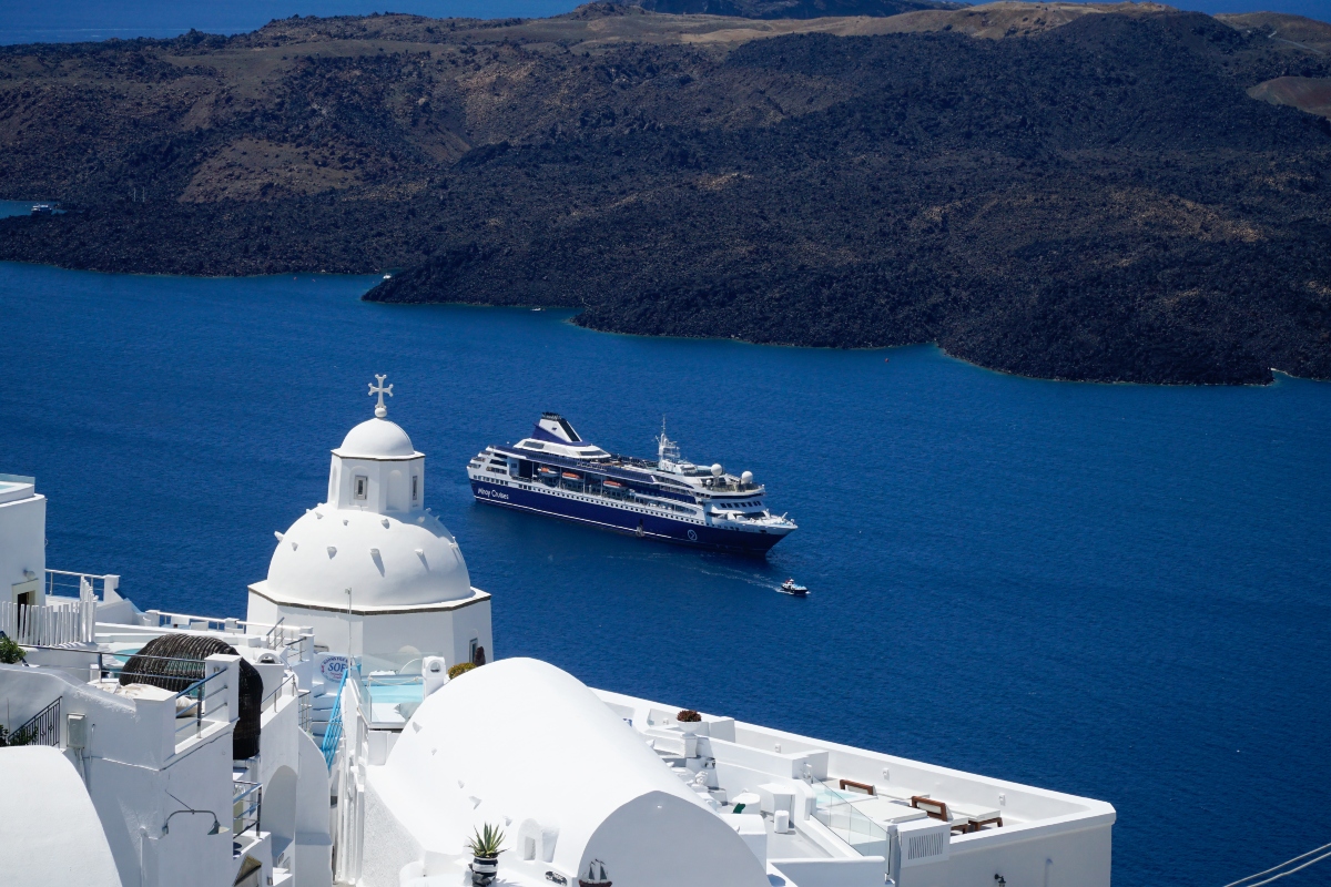 Cruise Tourism in Greece to Soar Despite Santorini’s Earthquakes