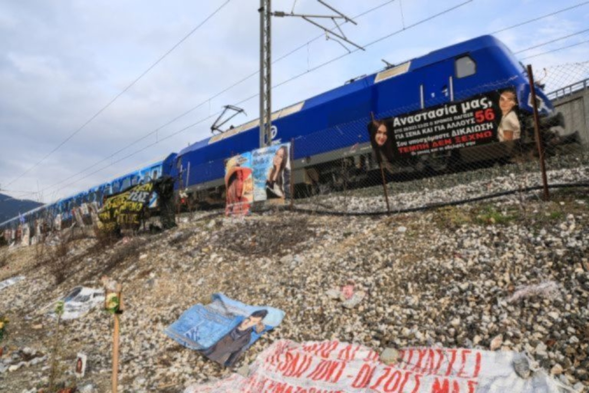 Η μαύρη ημέρα που η ελληνική κοινωνία είδε στα 57 θύματα τα παιδιά της
