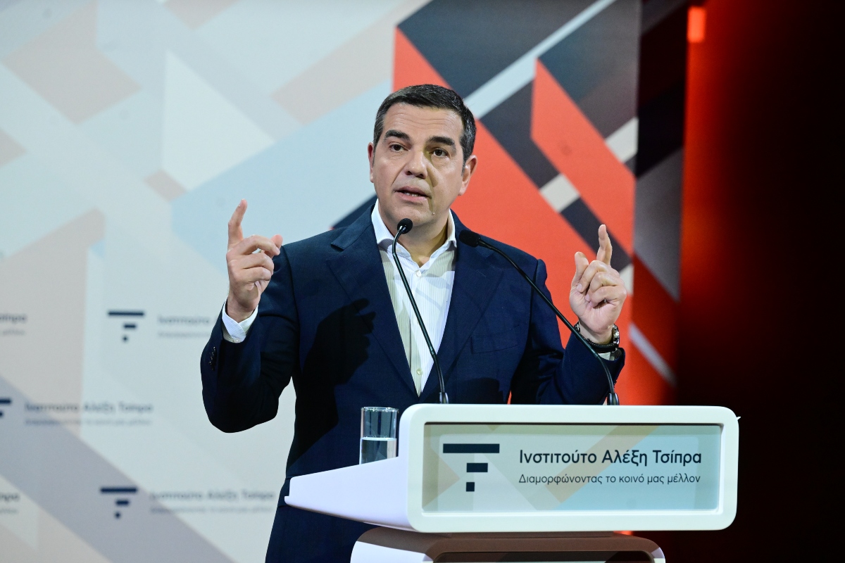 Αλέξης Τσίπρας: Στα “σκαριά” νέος κομματικός φορέας