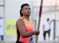 Ασύλληπτος Καραλής: Πέρασε τα 6,01μ και έσπασε ξανά το πανελλήνιο ρεκόρ!