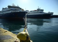 Δένουν κάβους αύριο τα πλοία λόγω 24ωρης απεργίας για την τραγωδία των Τεμπών