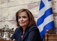 Ντόρα Μπακογιάννη: «‘Η γινόμαστε Ηνωμένες Πολιτείες της Ευρώπης ή χάνουμε το τρένο οριστικά»