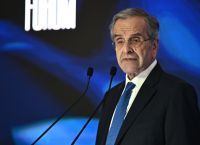 Αιχμηρή δήλωση Σαμαρά: Η υποκρισία και τα ψέμματα οδηγούν σε πολιτική κατρακύλα Αιχμηρή δήλωση Σαμαρά: Η υποκρισία και τα ψέμματα οδηγούν σε πολιτική κατρακύλα