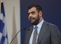 Μαρινάκης: “Ο Τριαντόπουλος παραιτήθηκε καθαρά για λόγους αξιοπρέπειας” [vid]