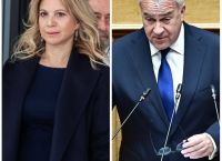 Μύδροι Καρυστιανού κατά Βορίδη: Tόσο αδίστακτος που βάζει σε ανήθικη σύγκριση τις μάνες Μύδροι Καρυστιανού κατά Βορίδη: Tόσο αδίστακτος που βάζει σε ανήθικη σύγκριση τις μάνες