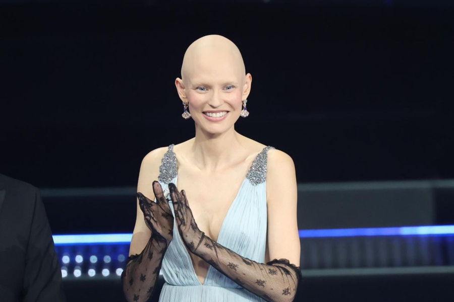 Bianca Balti: «Θέλω να γίνω μια γιορτή για τη ζωή»