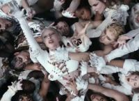 Abracadabra: Το νέο τραγούδι της Lady Gaga έκανε πρεμιέρα στο break των Grammy