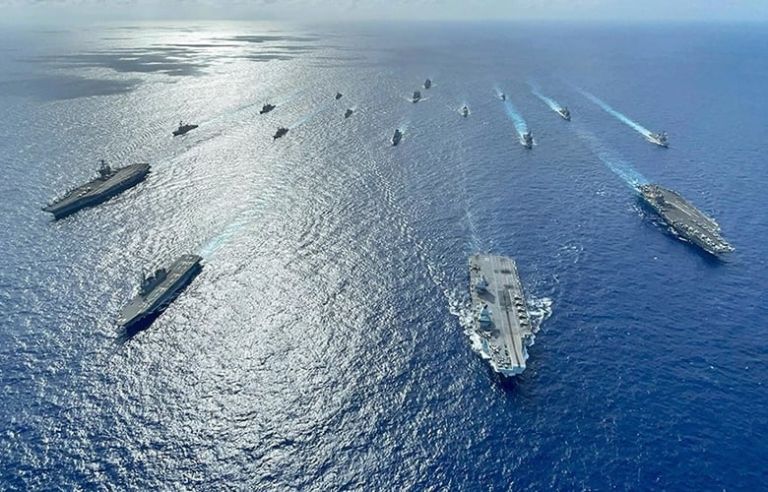Η Κίνα κατηγορεί τον Καναδά πως τροφοδοτεί την ένταση στέλνοντας πολεμικό πλοίο στο στενό της Ταϊβάν