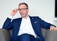 Αυστρία: Δεν σχηματίζεται κυβέρνηση – Απέτυχαν οι συνομιλίες μεταξύ κεντροδεξιάς και ακροδεξιάς Αυστρία: Δεν σχηματίζεται κυβέρνηση – Απέτυχαν οι συνομιλίες μεταξύ κεντροδεξιάς και ακροδεξιάς