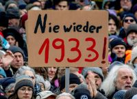 Γερμανία: “Η δημοκρατία σε χρειάζεται”