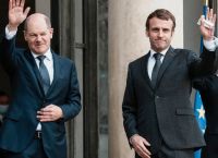 «Θα τα παραχωρήσει όλα στη Ρωσία»: Εξοργισμένοι οι Ευρωπαίοι για το deal Τραμπ στην Ουκρανία