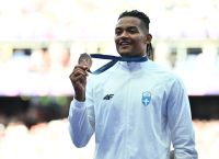 Νέο πανελλήνιο ρεκόρ από τον Εμμανουήλ Καραλή με άλμα στα 5,90μ. στο επί κοντώ