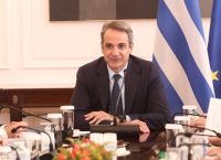 Η κυβέρνηση σε κρίσιμο σταυροδρόμι